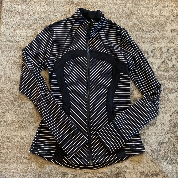 lululemon athletica Jackets & Blazers - Define jacket